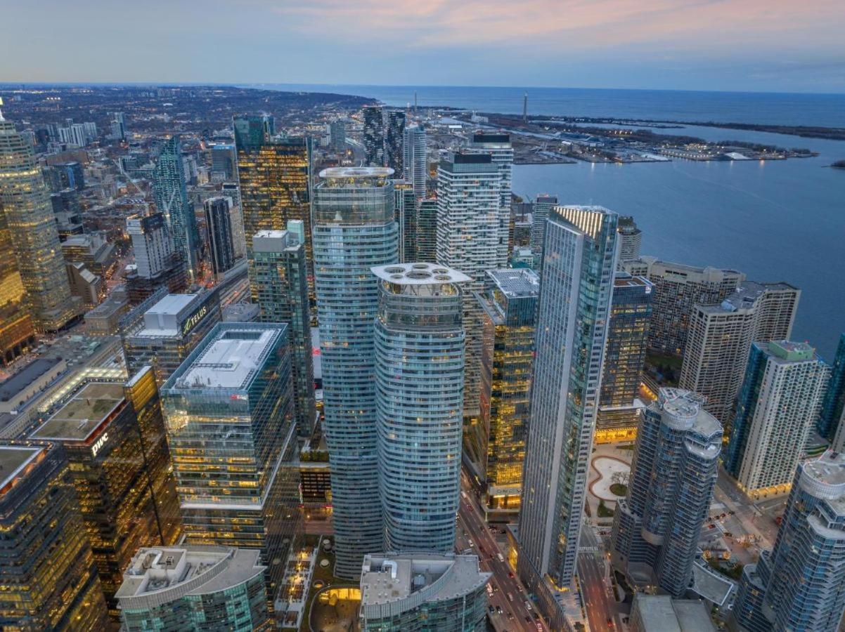 Presidential Suite Heart Of Downtown With Stunning View Toronto Kültér fotó