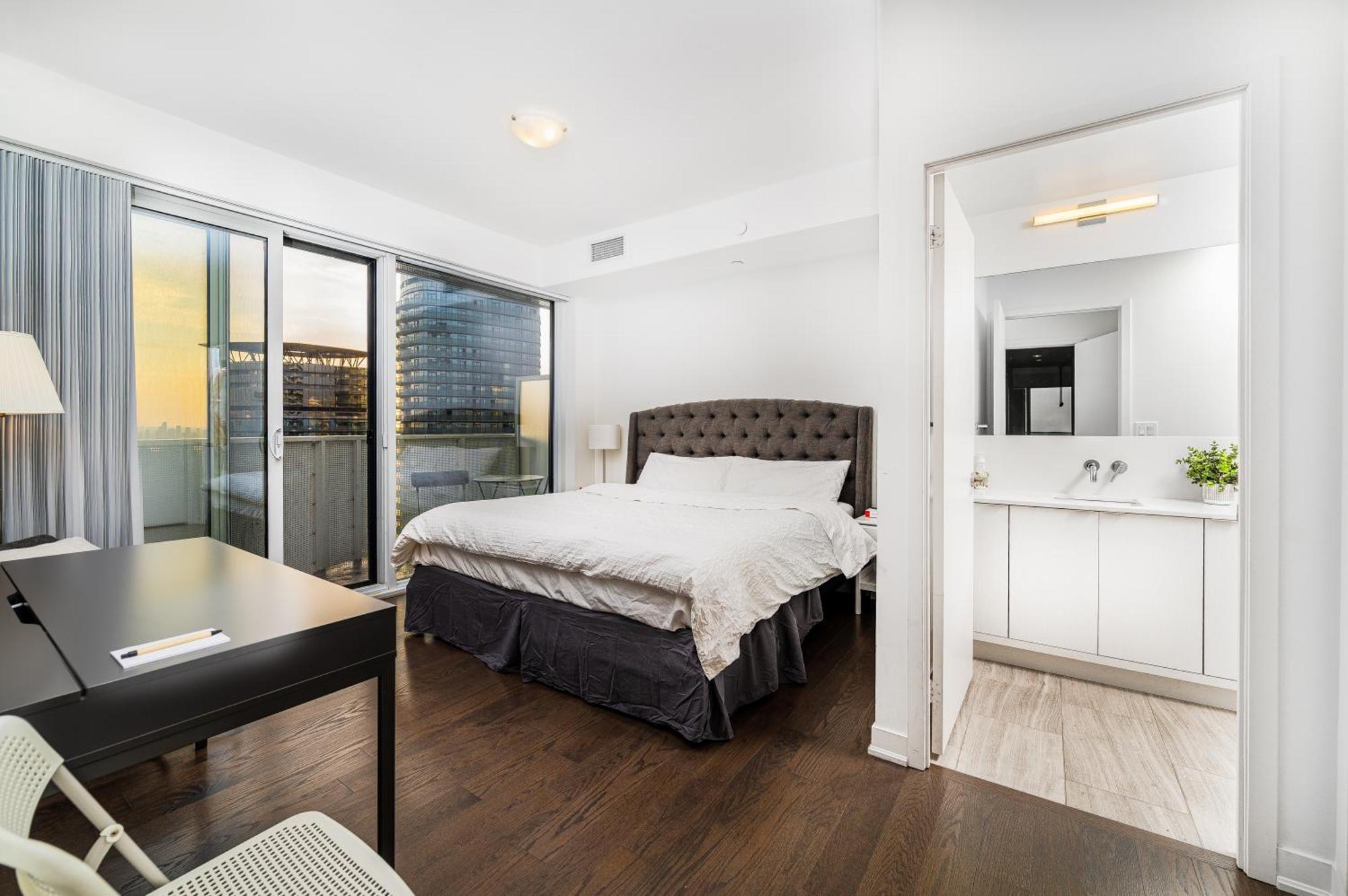 Presidential Suite Heart Of Downtown With Stunning View Toronto Kültér fotó