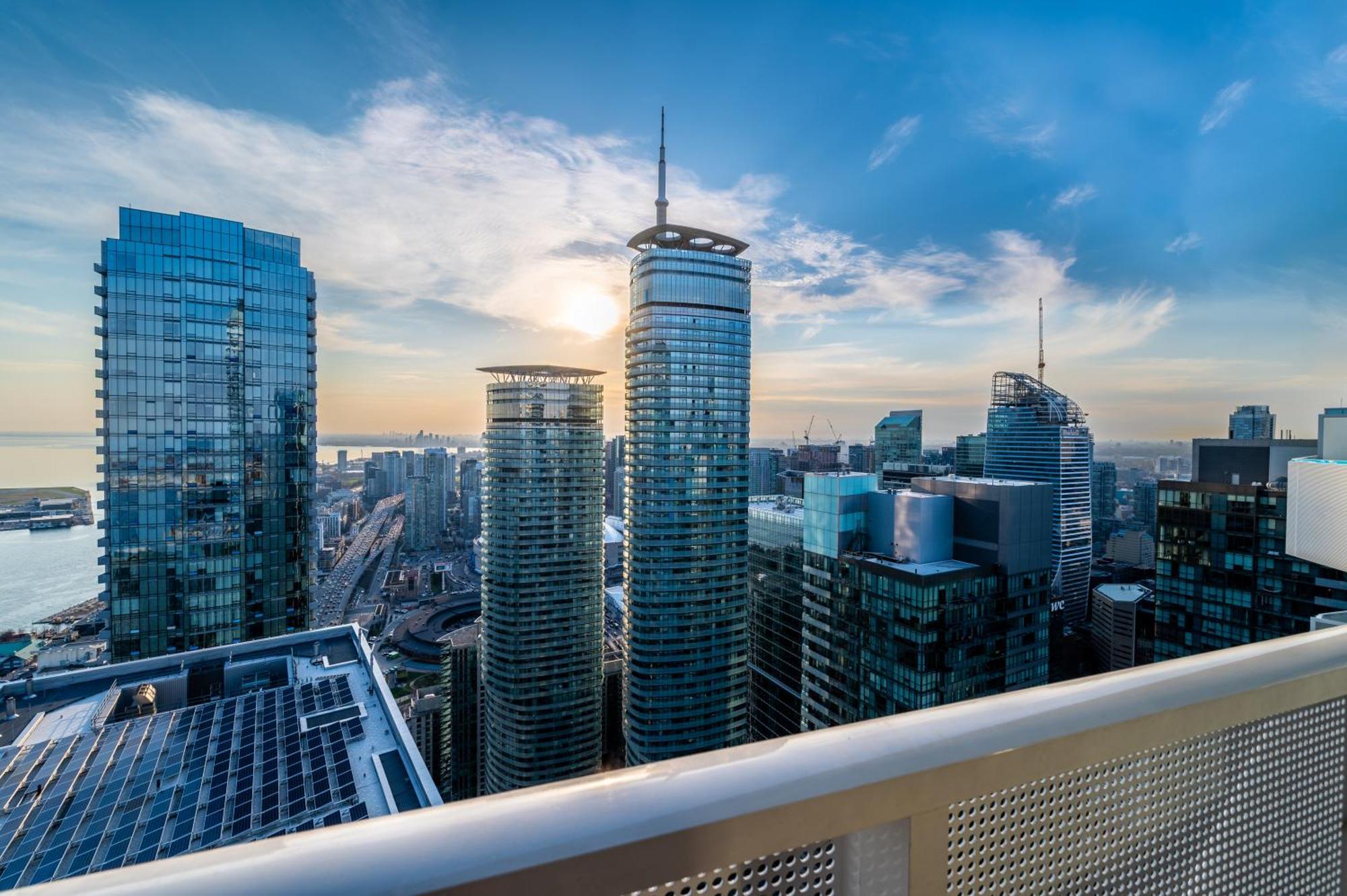 Presidential Suite Heart Of Downtown With Stunning View Toronto Kültér fotó